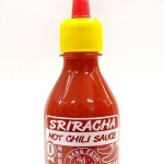 HOT CHILLI SAUCE SRIRACHA 200ml